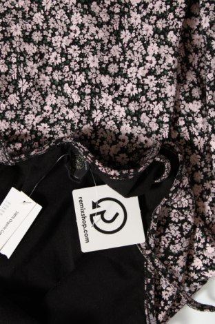 Šaty  Urban Outfitters, Velikost M, Barva Vícebarevné, Cena  148,00 Kč