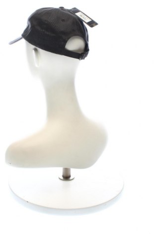 Mütze Yupoong, Farbe Grau, Preis € 1,77