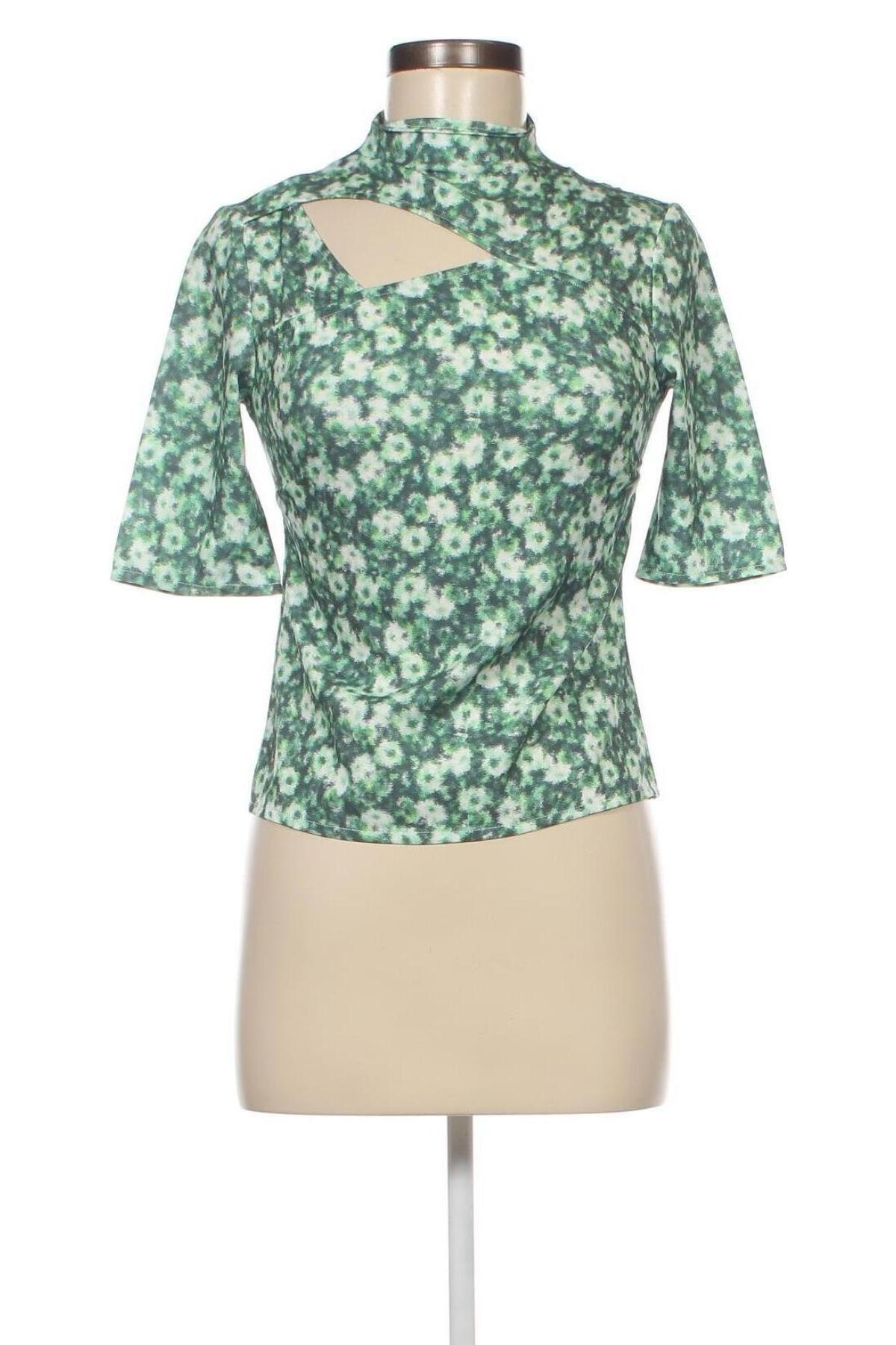 Damen Shirt Edited, Größe XS, Farbe Mehrfarbig, Preis 3,71 €