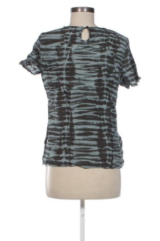 Damen Shirt, Farbe Mehrfarbig, Preis 8,99 €