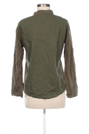 Damen Shirt, Größe M, Farbe Grün, Preis € 5,99