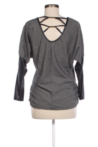 Damen Shirt, Größe S, Farbe Mehrfarbig, Preis € 5,99