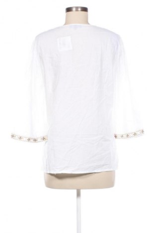 Damen Shirt Cecilia Classics, Größe M, Farbe Weiß, Preis € 4,99