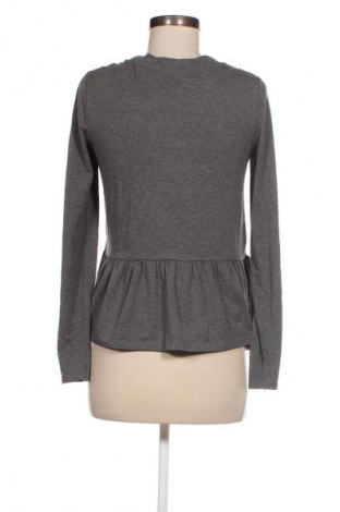 Damen Shirt Gina Tricot, Größe XS, Farbe Grau, Preis 2,99 €