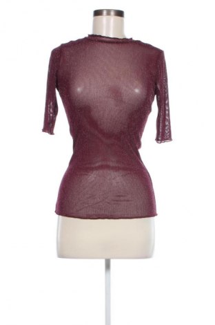 Damen Shirt Moves, Größe M, Farbe Rot, Preis 37,99 €