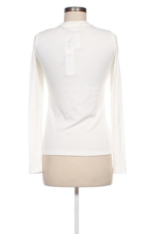 Damen Shirt Noisy May, Größe M, Farbe Weiß, Preis 6,99 €