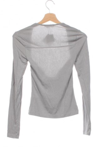 Damen Shirt Reserved, Größe XS, Farbe Grau, Preis 9,99 €