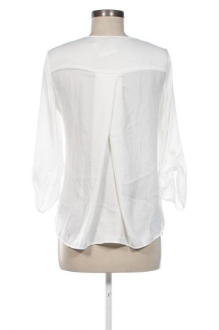 Damen Shirt Stradivarius, Größe S, Farbe Weiß, Preis € 5,99