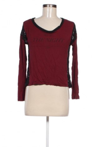 Damen Shirt Stradivarius, Größe M, Farbe Rot, Preis 2,49 €