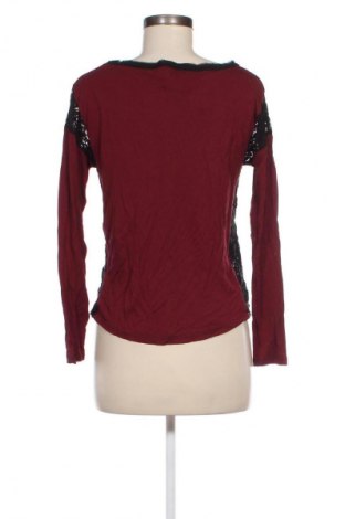 Damen Shirt Stradivarius, Größe M, Farbe Rot, Preis € 3,49