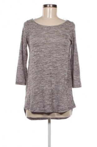 Damen Shirt Stradivarius, Größe M, Farbe Grau, Preis € 3,49