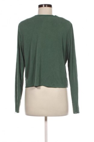 Damen Shirt Weekday, Größe M, Farbe Grün, Preis 6,49 €