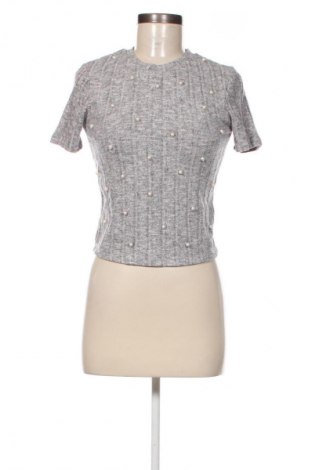 Damen Shirt Zara Trafaluc, Größe S, Farbe Grau, Preis € 13,99