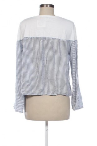 Damen Shirt Zara Trafaluc, Größe M, Farbe Mehrfarbig, Preis 6,99 €