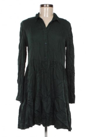 Damenbluse Stradivarius, Größe M, Farbe Grün, Preis € 8,49