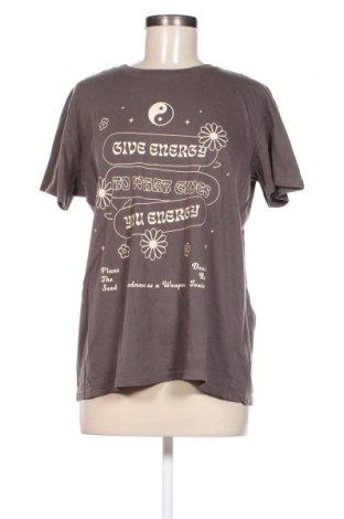 Γυναικείο t-shirt Cropp, Μέγεθος M, Χρώμα Καφέ, Τιμή 4,99 €