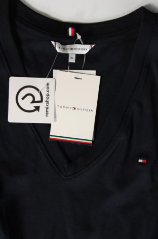 Dámské tričko Tommy Hilfiger, Velikost XL, Barva Modrá, Cena  1 309,00 Kč