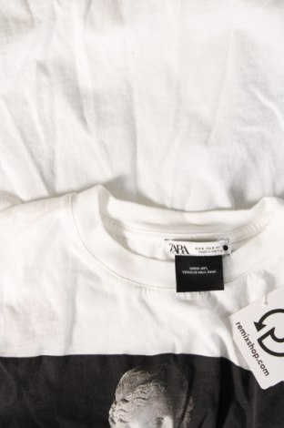 Γυναικείο t-shirt Zara, Μέγεθος S, Χρώμα Λευκό, Τιμή 9,21 €