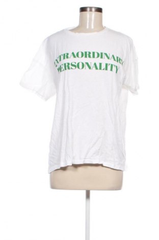 Γυναικείο t-shirt Zara Trafaluc, Μέγεθος M, Χρώμα Λευκό, Τιμή 4,29 €