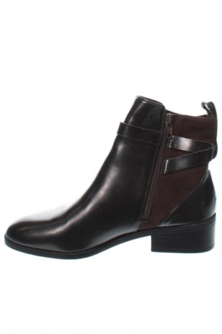 Botine de damă H&M, Mărime 38, Culoare Maro, Preț 79,99 Lei