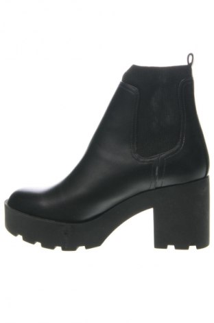 Damen Stiefeletten Stradivarius, Größe 38, Farbe Schwarz, Preis 24,46 €