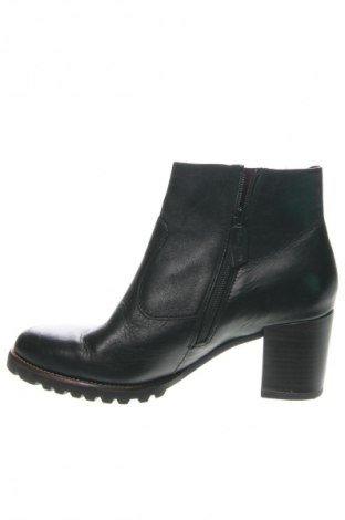 Botine de damă Tamaris, Mărime 39, Culoare Negru, Preț 189,52 Lei