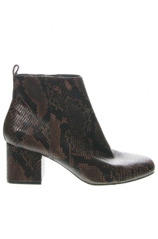 Botine de damă Time and tru, Mărime 43, Culoare Maro, Preț 79,99 Lei