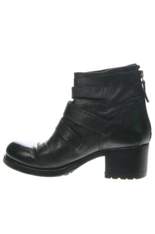 Botine de damă Venezia, Mărime 36, Culoare Maro, Preț 257,49 Lei