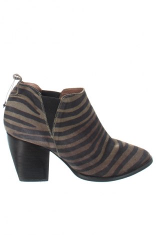 Botine de damă Wonders, Mărime 38, Culoare Maro, Preț 381,99 Lei