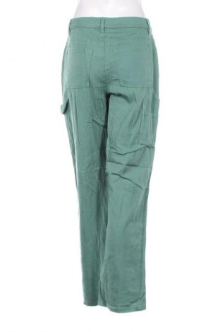 Damen Jeans Akoo, Größe M, Farbe Grün, Preis € 12,99