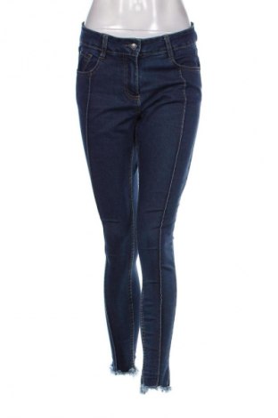 Damen Jeans Beloved, Größe M, Farbe Blau, Preis 9,49 €