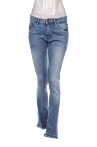 Damen Jeans Bershka, Größe M, Farbe Blau, Preis 8,49 €