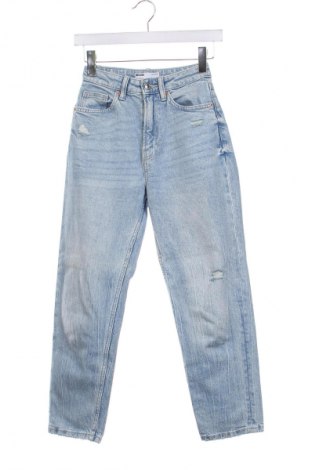 Damskie jeansy Bershka, Rozmiar XXS, Kolor Niebieski, Cena 41,99 zł