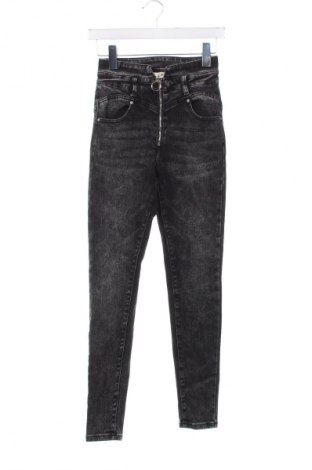 Dámske džínsy  Denim Life, Veľkosť S, Farba Čierna, Cena  56,37 €