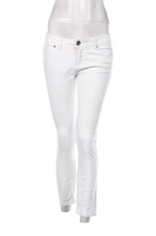 Damen Jeans Jennyfer, Größe M, Farbe Weiß, Preis 20,29 €