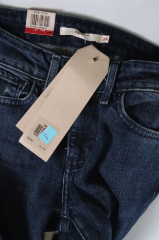 Γυναικείο Τζίν Levi's, Μέγεθος XS, Χρώμα Μπλέ, Τιμή 37,99 €