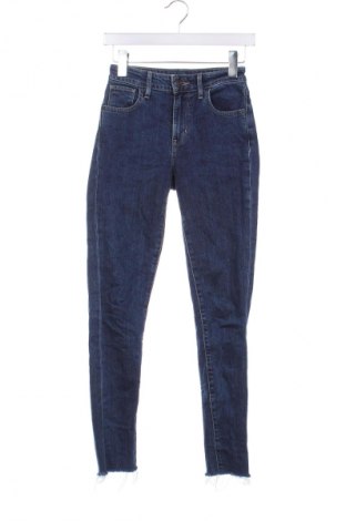 Damskie jeansy Levi's, Rozmiar XXS, Kolor Niebieski, Cena 84,99 zł