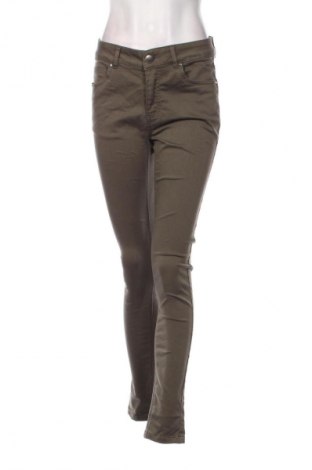 Damen Jeans Lola Liza, Größe M, Farbe Grün, Preis € 12,99