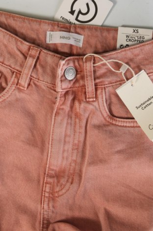 Damskie jeansy Mango, Rozmiar XS, Kolor Różowy, Cena 127,99 zł