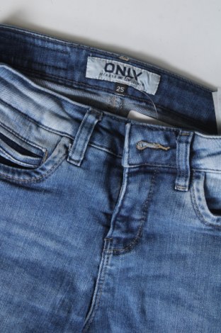 Damskie jeansy ONLY, Rozmiar XS, Kolor Niebieski, Cena 49,99 zł