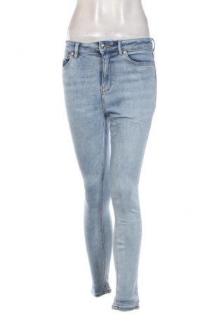 Damskie jeansy ONLY, Rozmiar S, Kolor Niebieski, Cena 43,99 zł