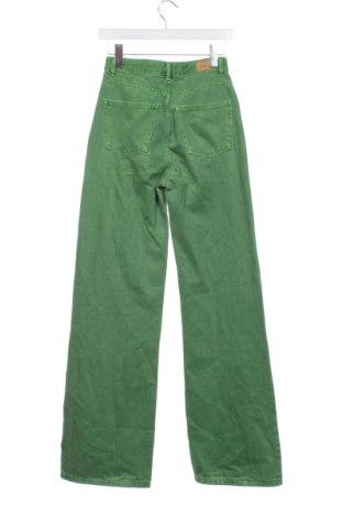 Blugi de femei Pull&Bear, Mărime XS, Culoare Verde, Preț 95,99 Lei