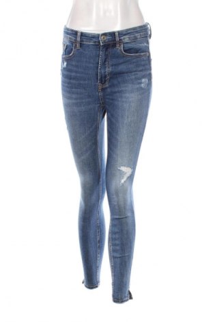 Damen Jeans Stradivarius, Größe S, Farbe Blau, Preis 8,99 €