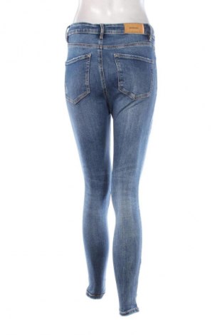 Damen Jeans Stradivarius, Größe S, Farbe Blau, Preis 8,99 €