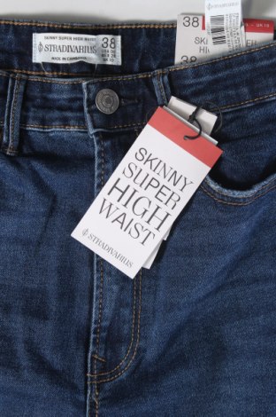 Damen Jeans Stradivarius, Größe M, Farbe Blau, Preis 27,70 €