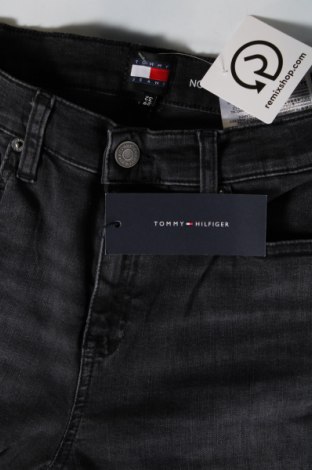 Dámské džíny  Tommy Jeans, Velikost S, Barva Šedá, Cena  2 909,00 Kč