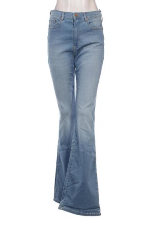 Damen Jeans Tommy Jeans, Größe L, Farbe Blau, Preis 126,99 €