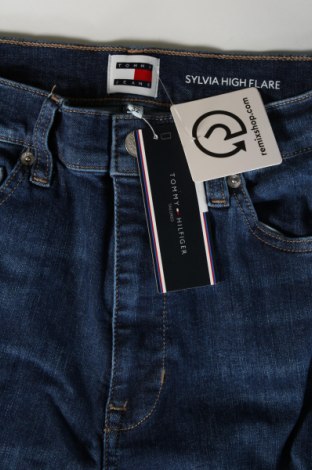 Damskie jeansy Tommy Jeans, Rozmiar M, Kolor Niebieski, Cena 378,99 zł