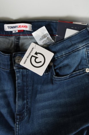 Damskie jeansy Tommy Jeans, Rozmiar M, Kolor Niebieski, Cena 349,99 zł