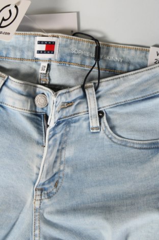 Dámske džínsy  Tommy Jeans, Veľkosť M, Farba Modrá, Cena  103,45 €